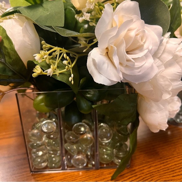 Floral centerpieces - Picture 12 of 13